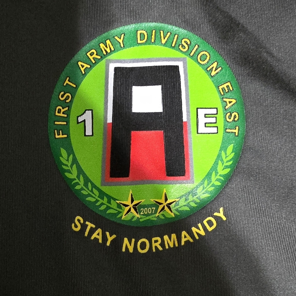 First Army OGIO Light Weight Pull Over - Picture 2 of 5